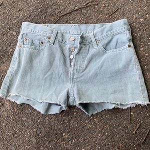 Levi’s denim shorts light green